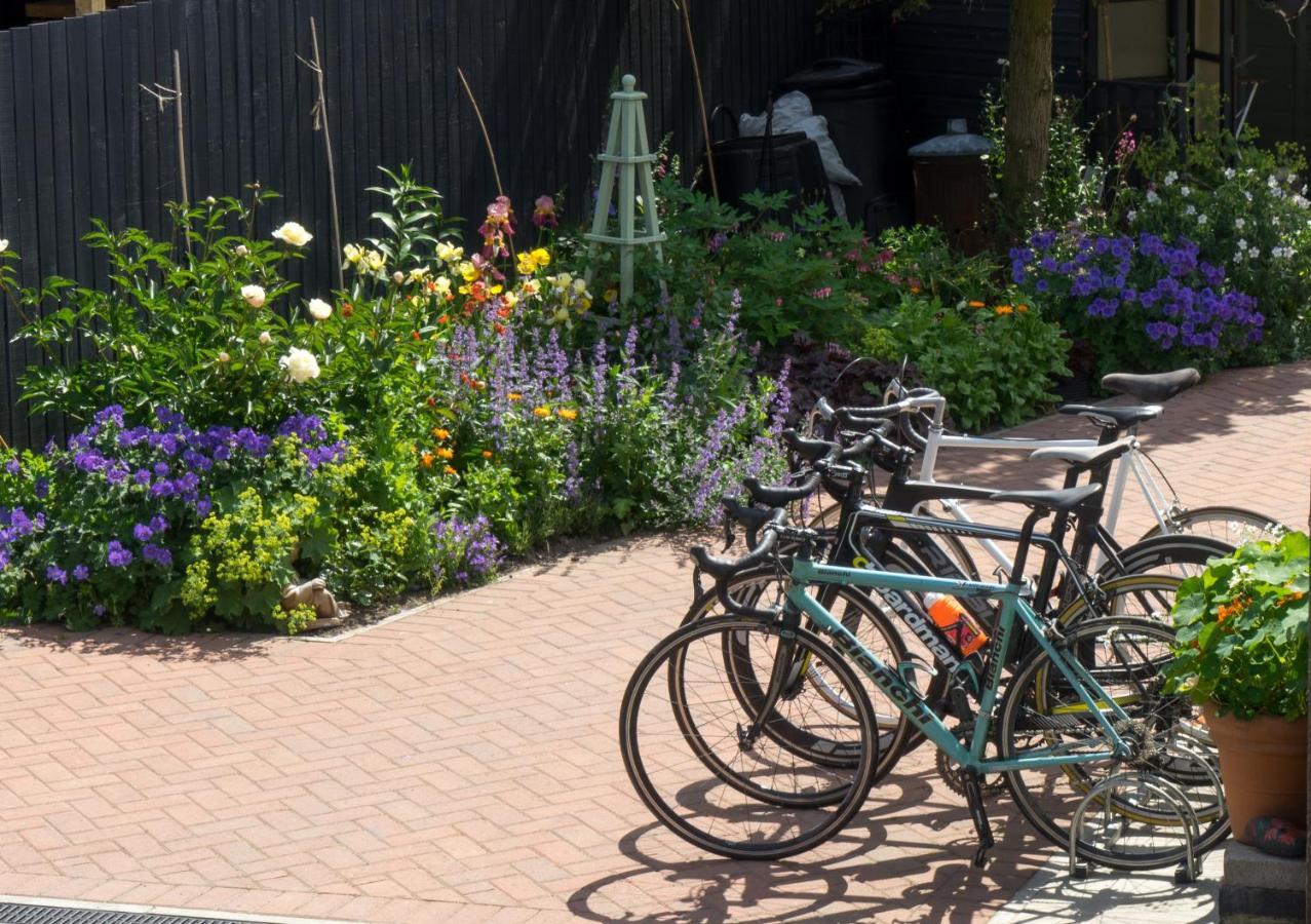 Norham Bike Yard Bed & Breakfast ภายนอก รูปภาพ